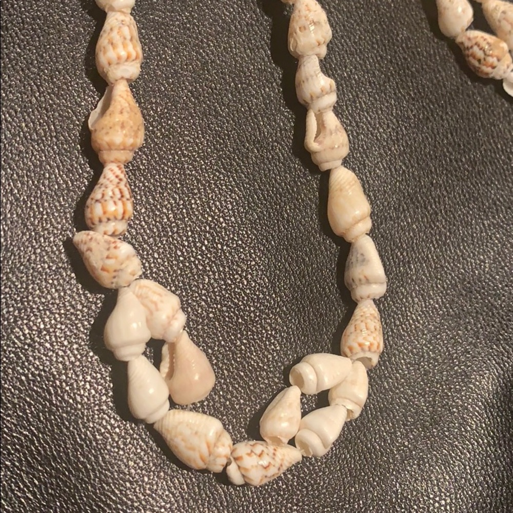 Hand Strung Shell Necklace - Picture 3 of 3